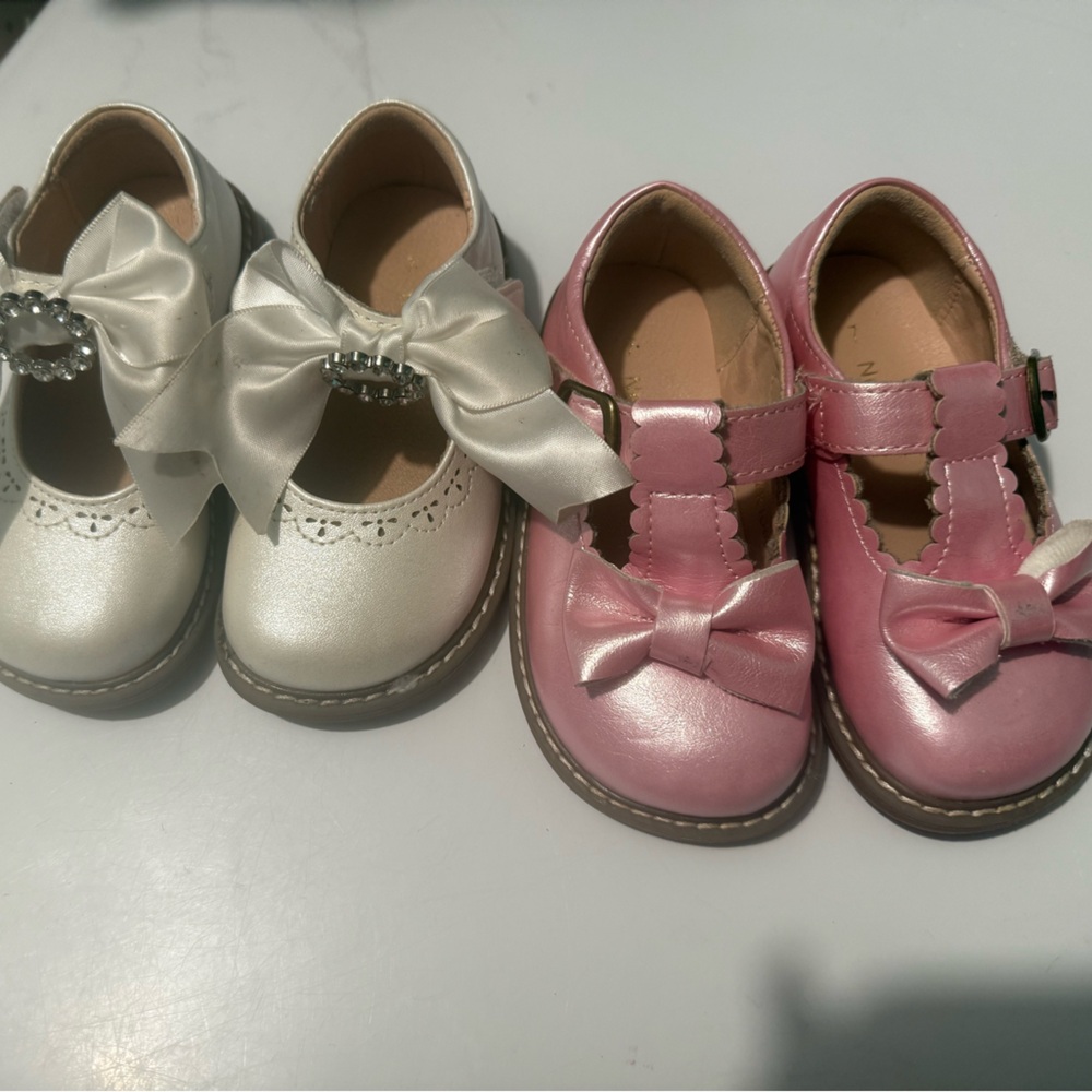 bumble Elegant Kids Shoes with Bow - White and Pink